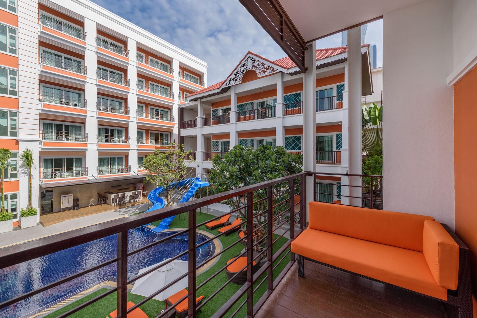 FX Hotel Pattaya Esterno foto