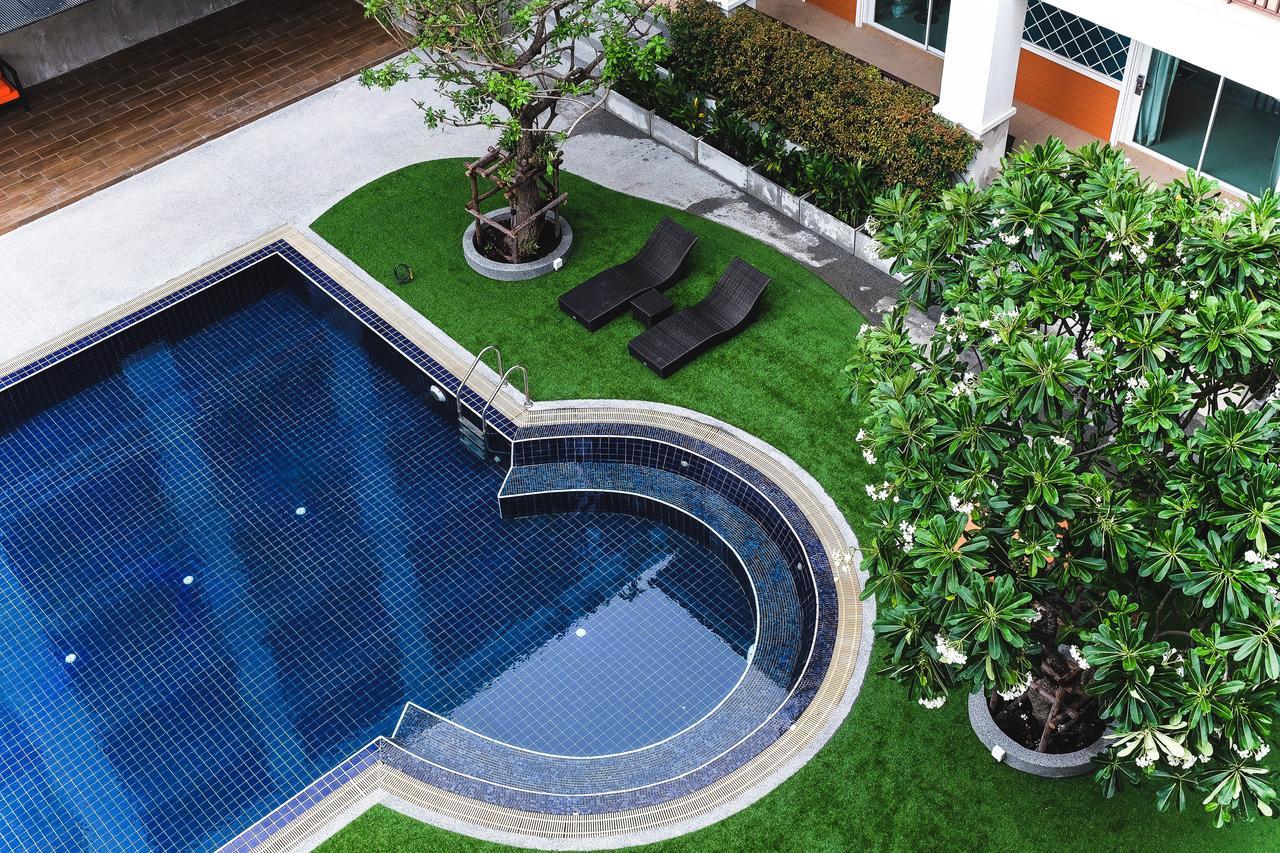FX Hotel Pattaya Esterno foto