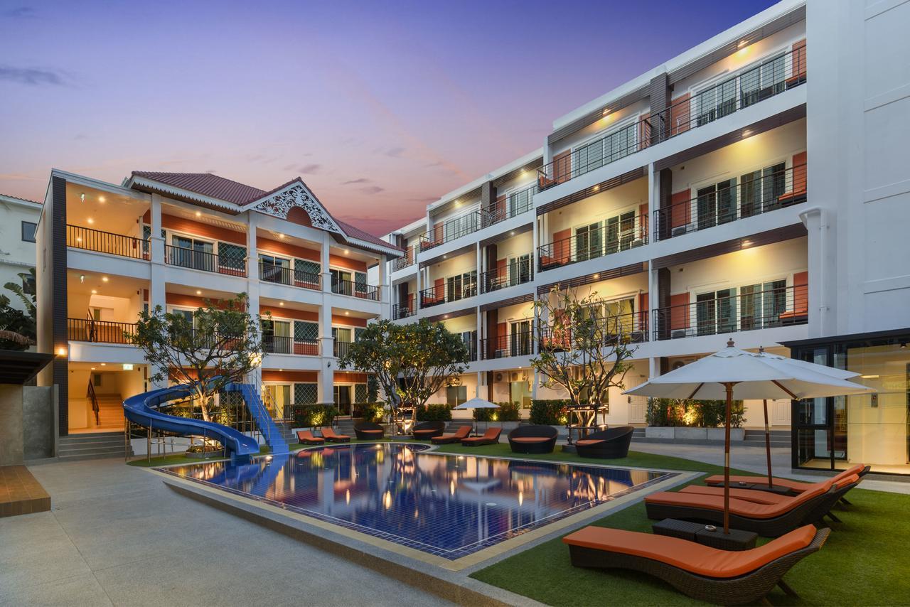 FX Hotel Pattaya Esterno foto